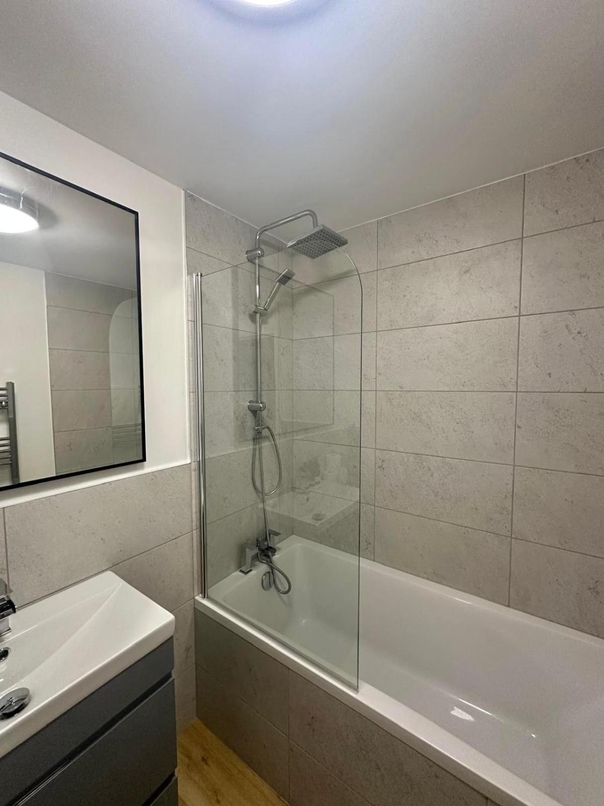 אדינבורו Holyrood Central Apartment מראה חיצוני תמונה